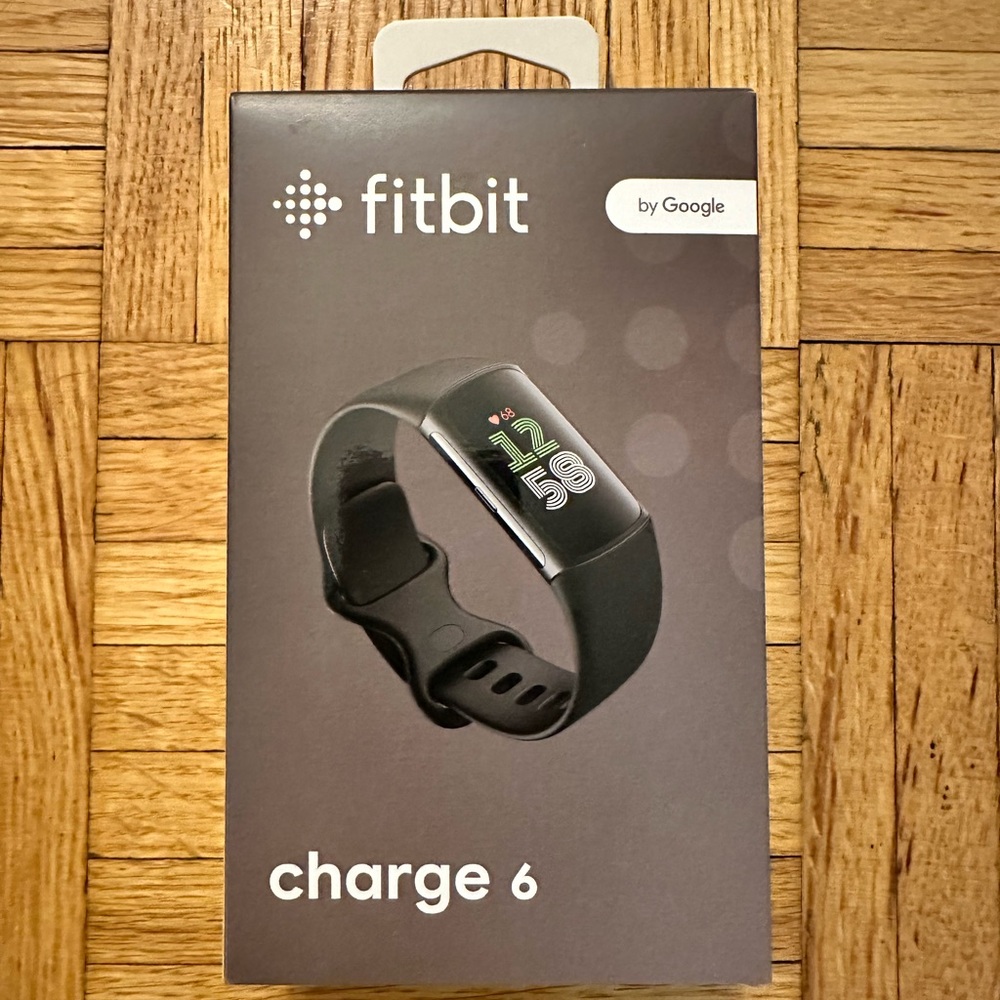 Fitbit Charge 6 fitness tracker BRAND NEW IN ORIGINAL PACKAGING